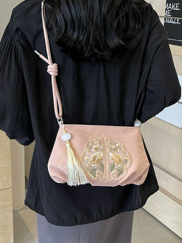 Elegantly Styled Bag for Everyday Wear