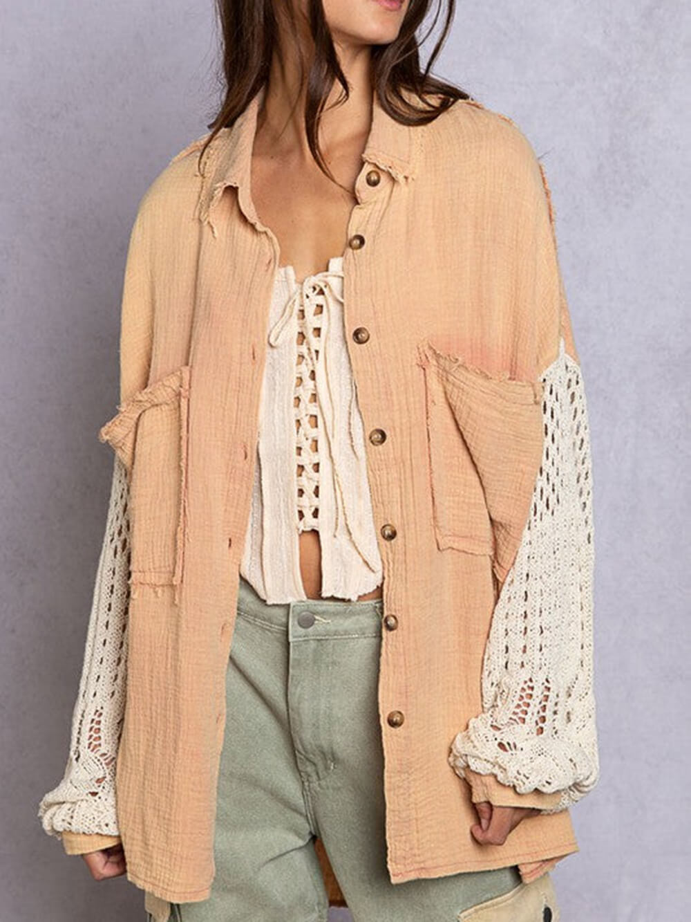 Effortlessly Elegant Shirt with a Timeless Design