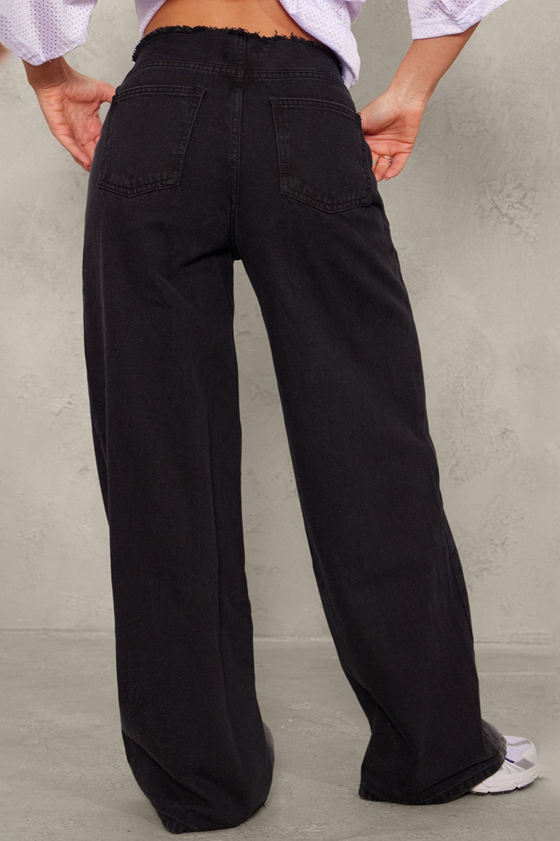 Sophisticated Garment with a Clean Classic Look