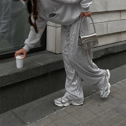 Classic Vintage Pants with a Flattering Fit