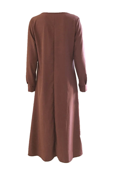 Beautifully Finished Dress in a Timeless Design