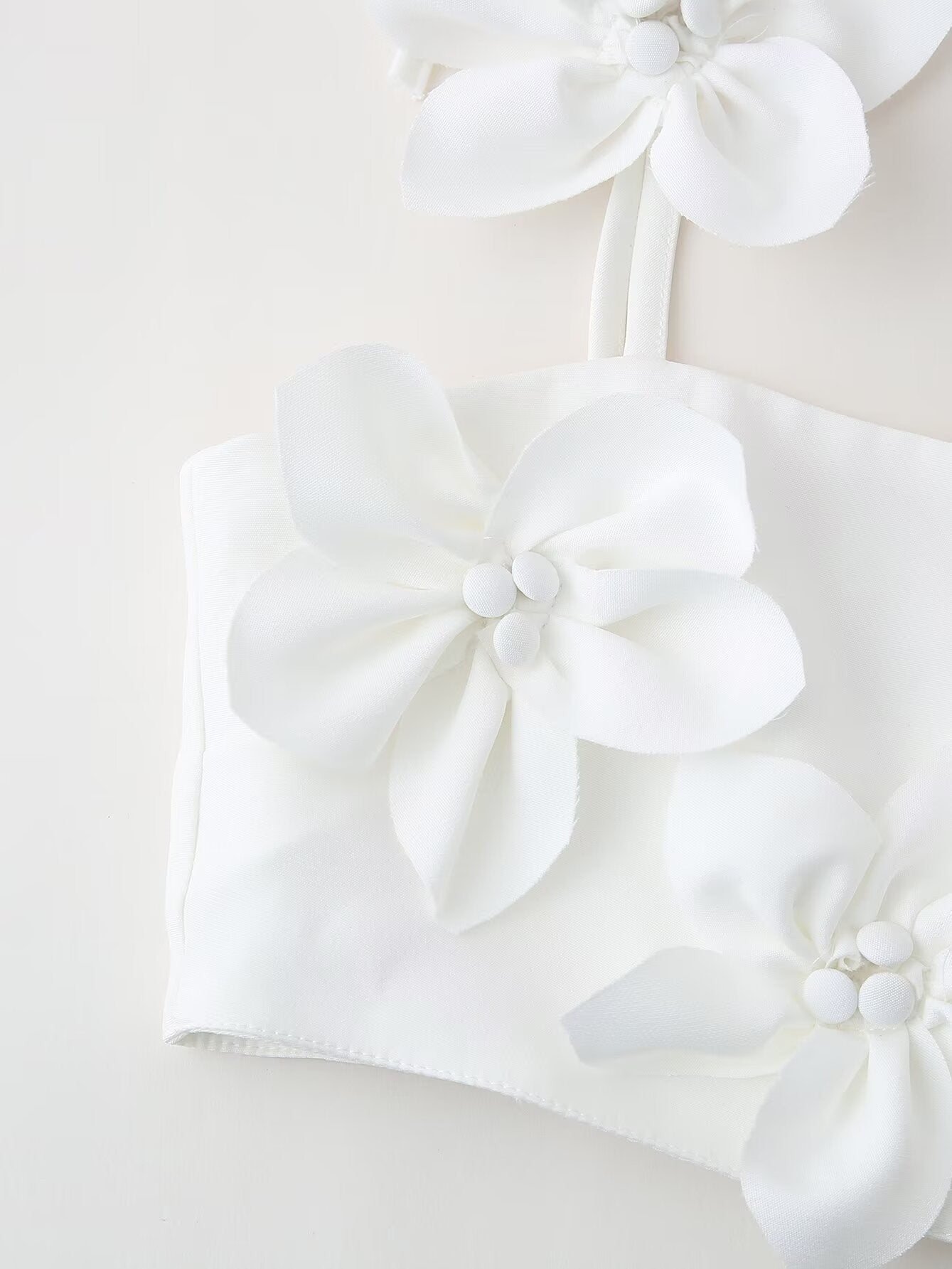 Effortlessly Elegant Top with a Timeless Design