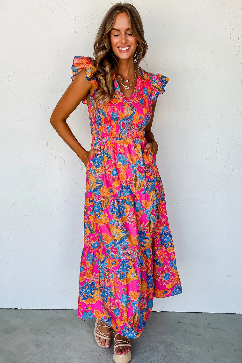 Well Tailored Dress with a Graceful Silhouette