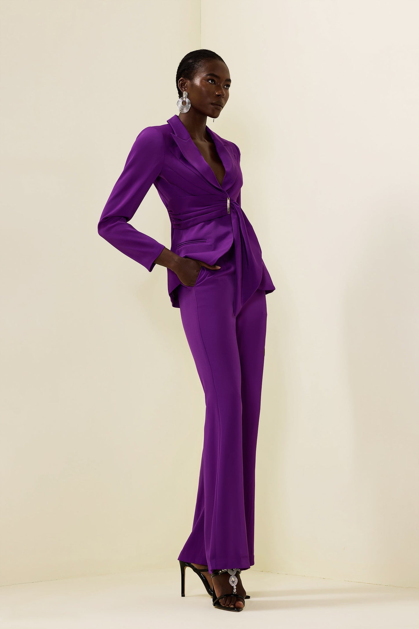 Gracefully Styled Pants for Any Occasion