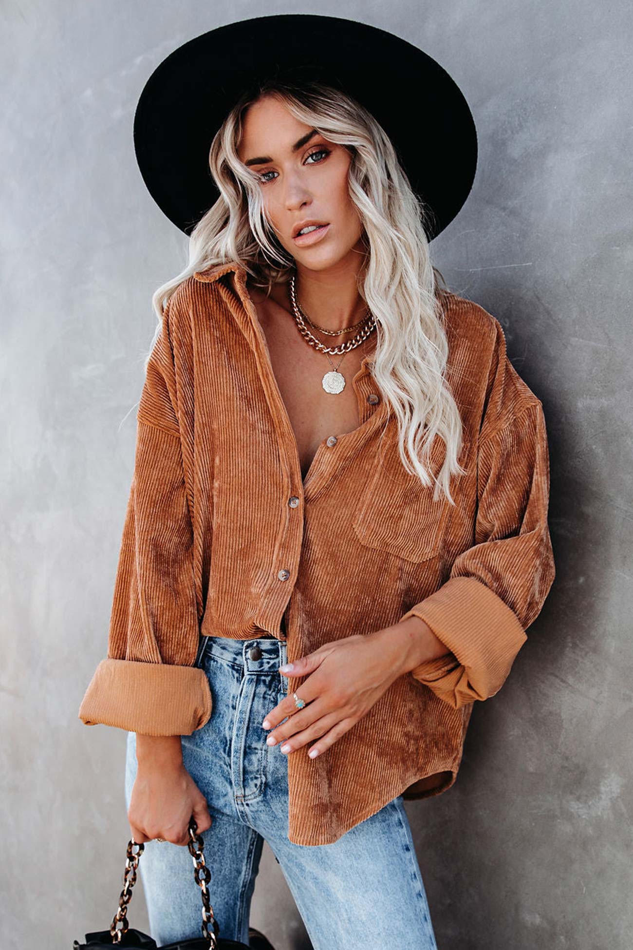 Sophisticated Shirt with a Clean Classic Look
