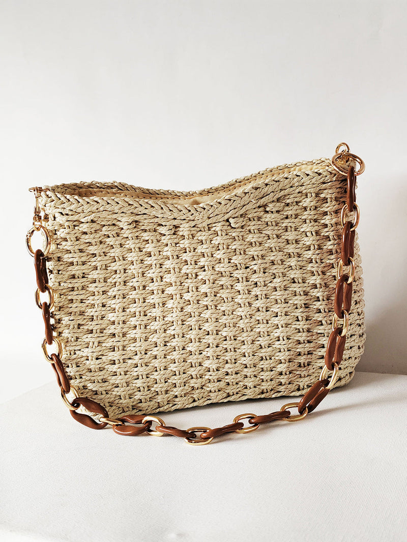 Well Tailored Bag with a Graceful Silhouette