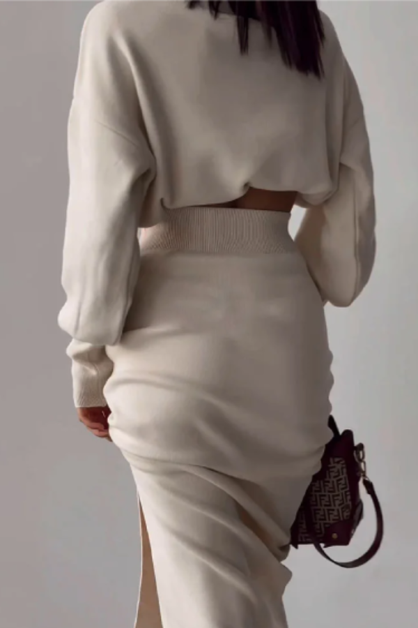 Beautifully Finished Sweater in a Timeless Design
