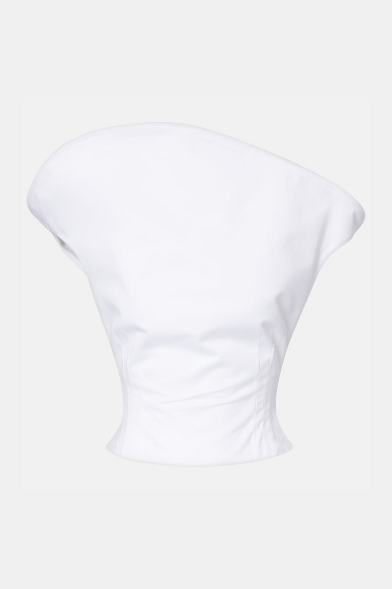 Beautifully Finished Top in a Timeless Design