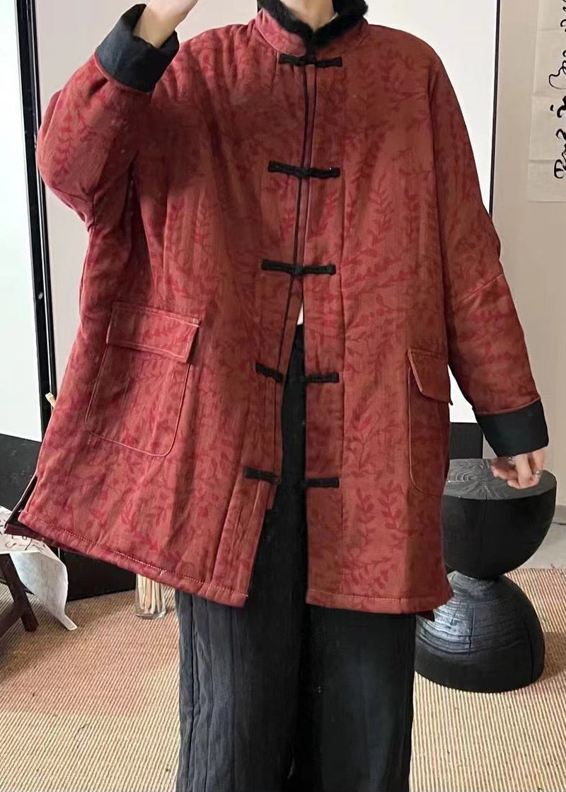 Beautifully Finished Coat in a Timeless Design