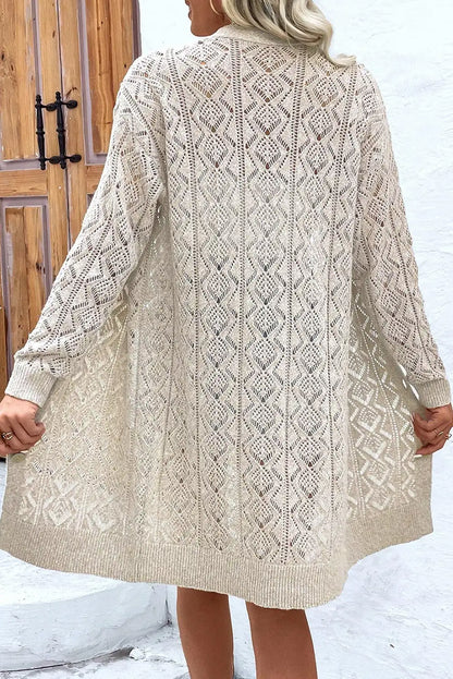 Well Tailored Cardigan with a Graceful Silhouette