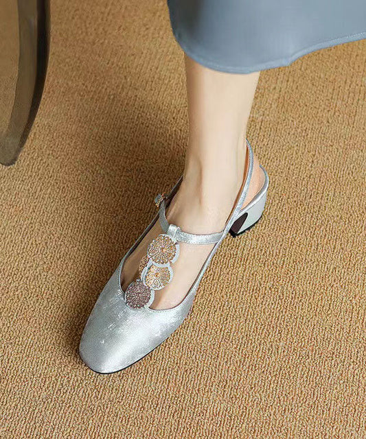 Classic Vintage Sandals with a Flattering Fit