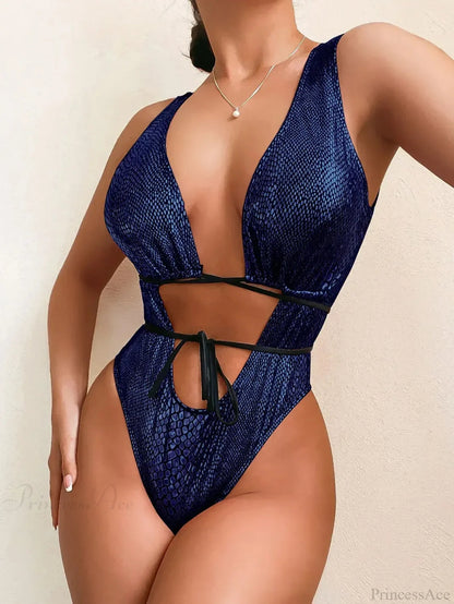 Well Tailored Garment with a Graceful Silhouette