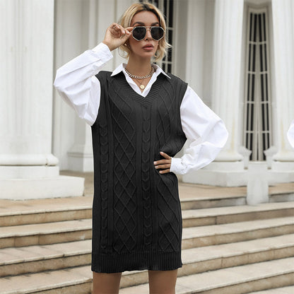 Effortlessly Elegant Sweater with a Timeless Design