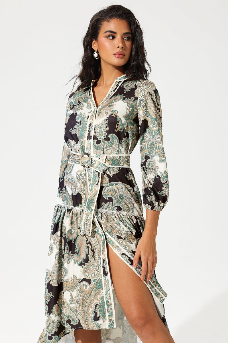 Effortlessly Elegant Dress with a Timeless Design