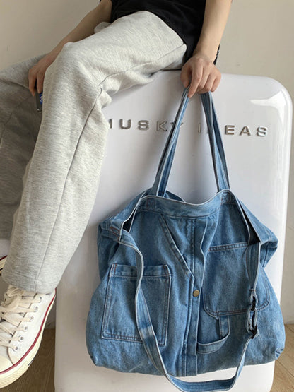 Gracefully Styled Bag for Any Occasion