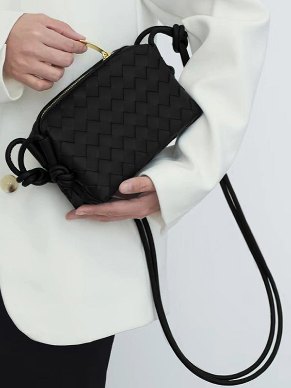 Beautifully Finished Bag in a Timeless Design