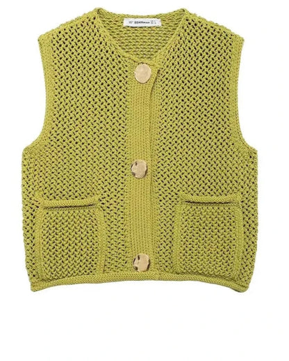 Beautifully Finished Garment in a Timeless Design