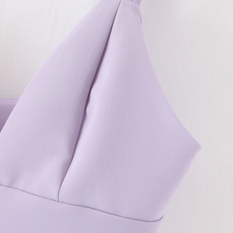A Vintage Style Top with Delicate Timeless Details
