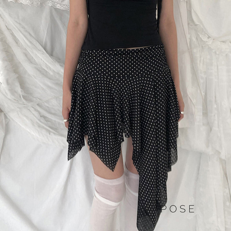 Beautifully Finished Garment in a Timeless Design