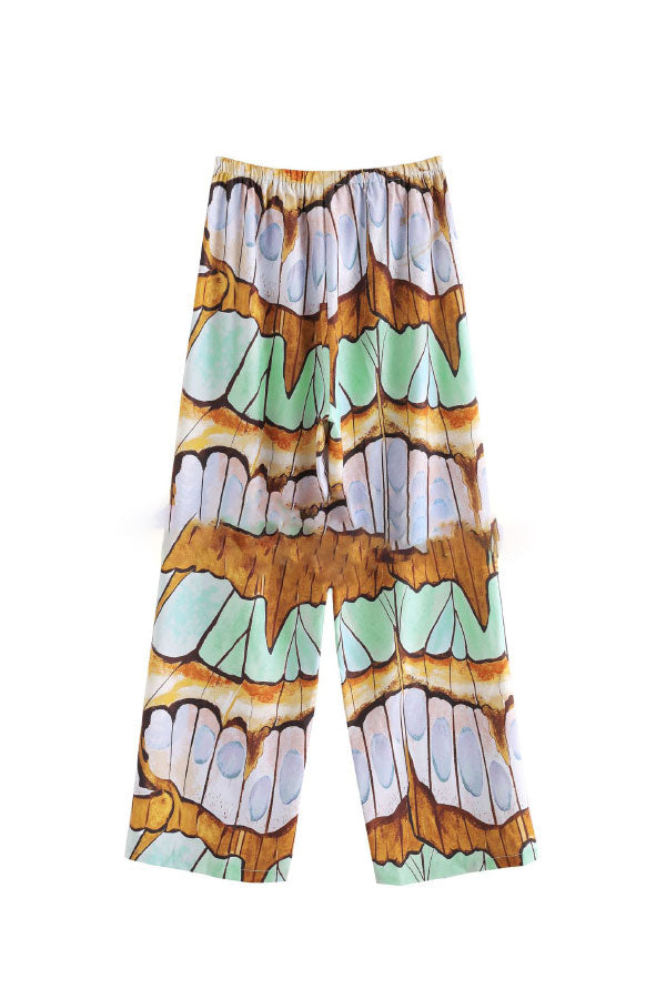 Sophisticated Pants with a Clean Classic Look