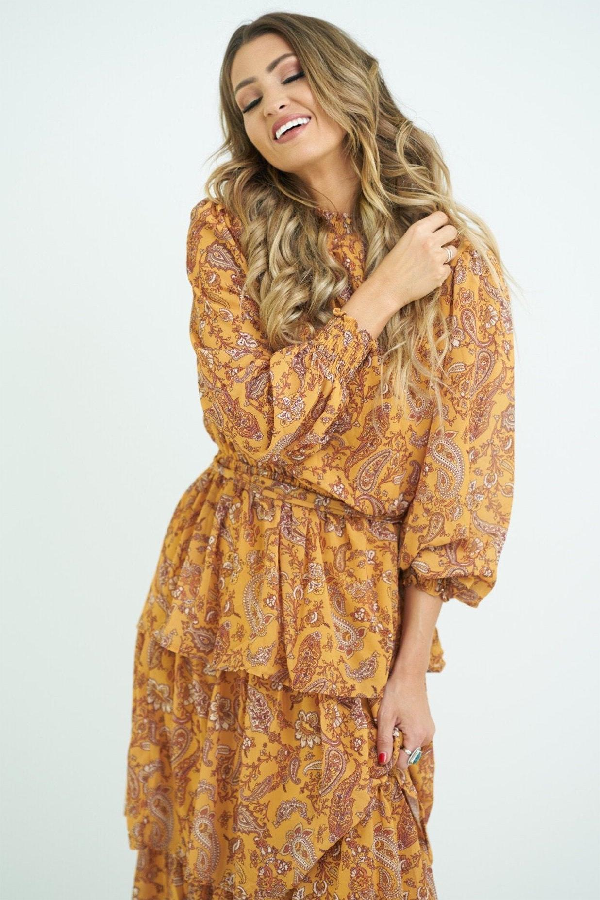 Sophisticated Dress with a Clean Classic Look