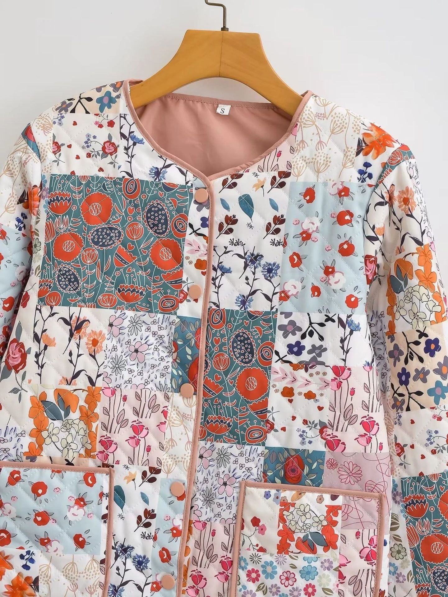 Gracefully Styled Jacket for Any Occasion