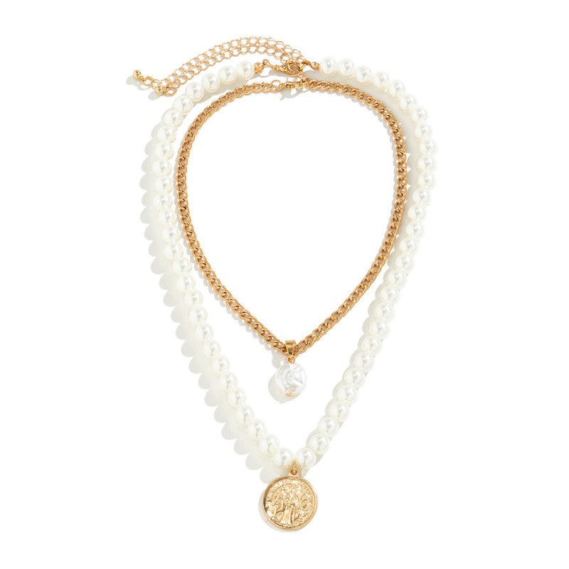 Effortlessly Elegant Garment with a Timeless Design