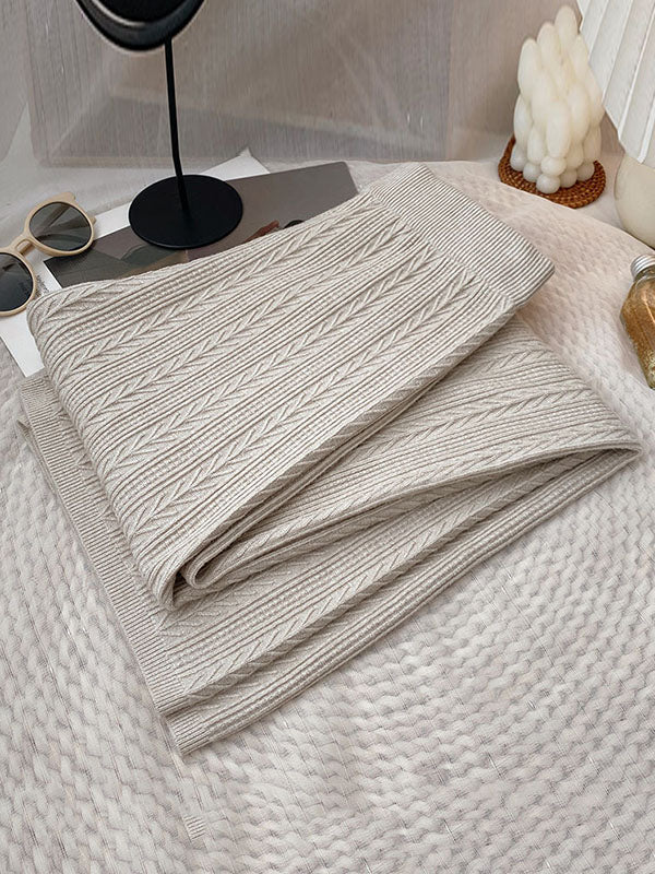 Effortlessly Elegant Pants with a Timeless Design