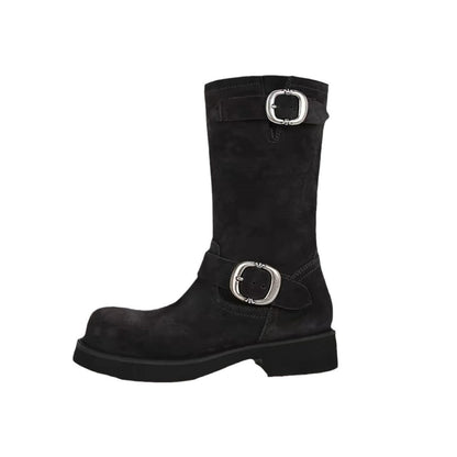 Polished Boots with an Effortless Classic Look