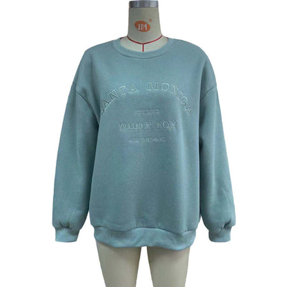 Well Tailored Sweater with a Graceful Silhouette