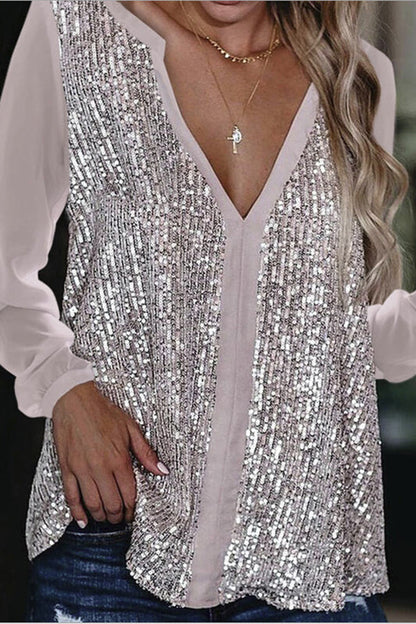 Classic Vintage Blouse with a Flattering Fit