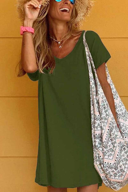 Effortlessly Elegant Dress with a Timeless Design
