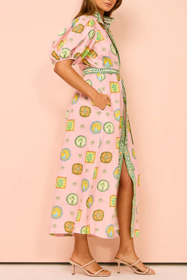 Effortlessly Elegant Dress with a Timeless Design