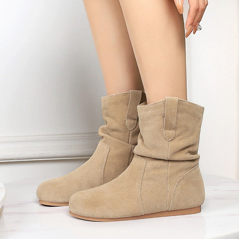 Beautifully Finished Boots in a Timeless Design