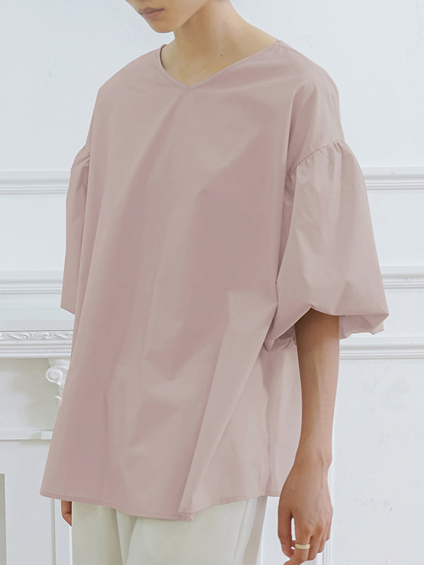 Beautifully Crafted Blouse in a Classic Style