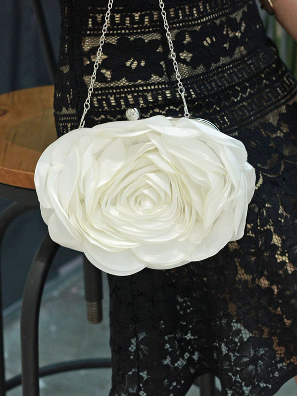 A Vintage Style Bag with Delicate Timeless Details