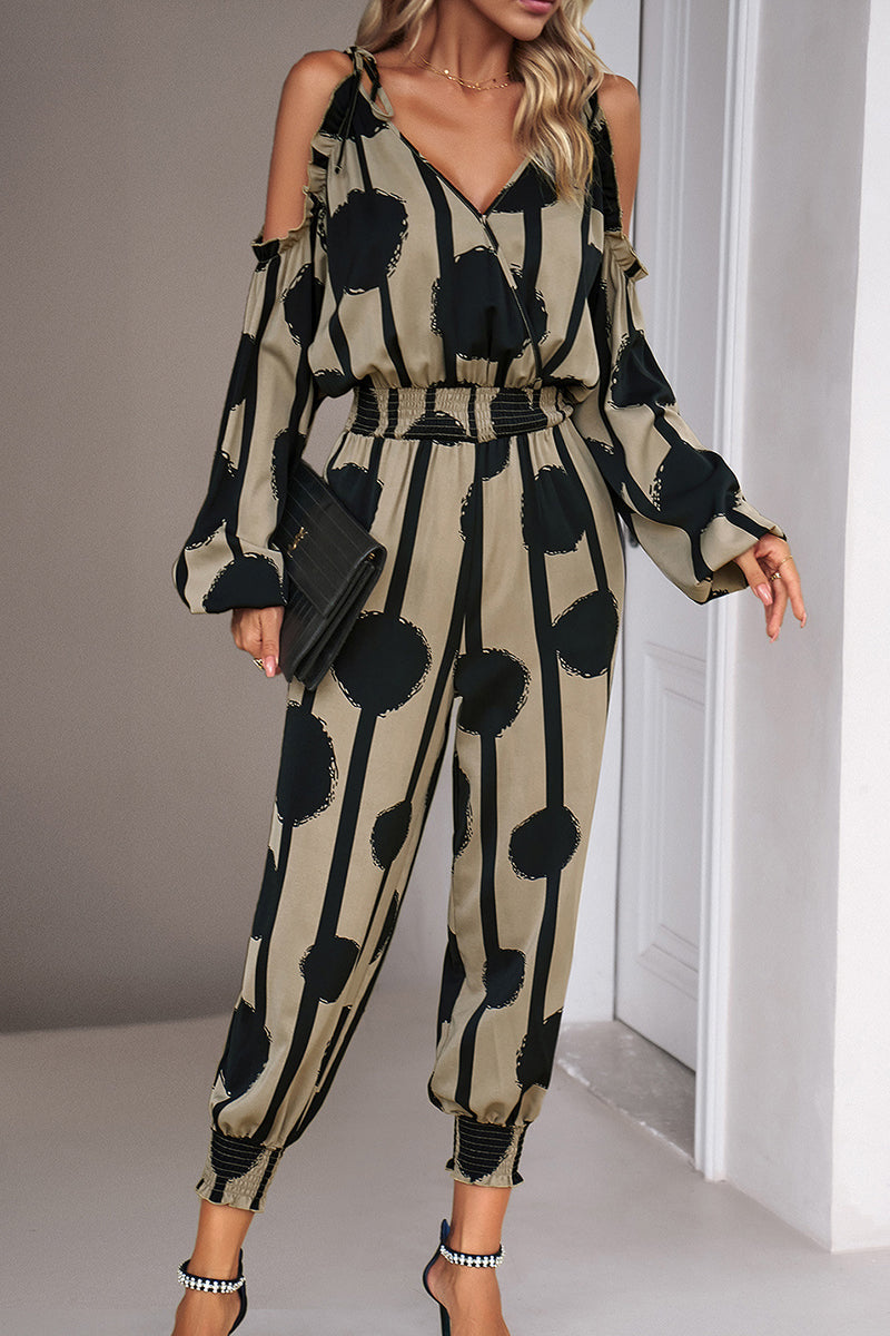 Gracefully Styled Garment for Any Occasion