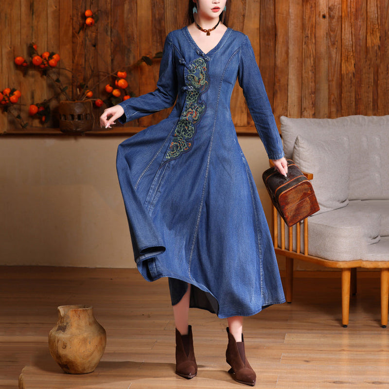 Beautifully Crafted Dress in a Classic Style