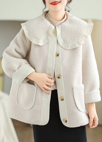 Beautifully Finished Coat in a Timeless Design