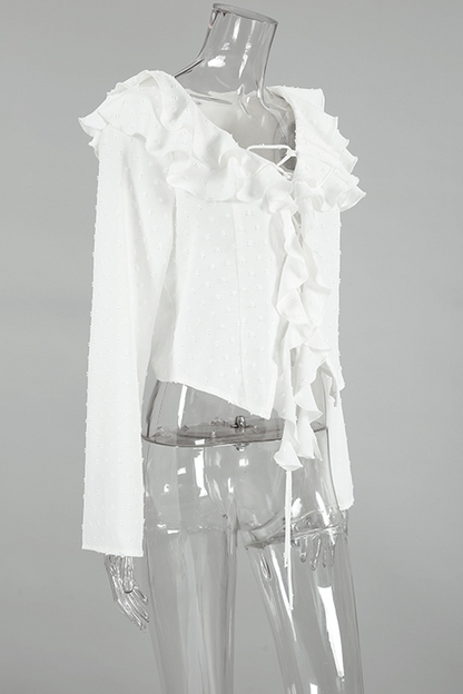 Sophisticated Blouse with a Clean Classic Look