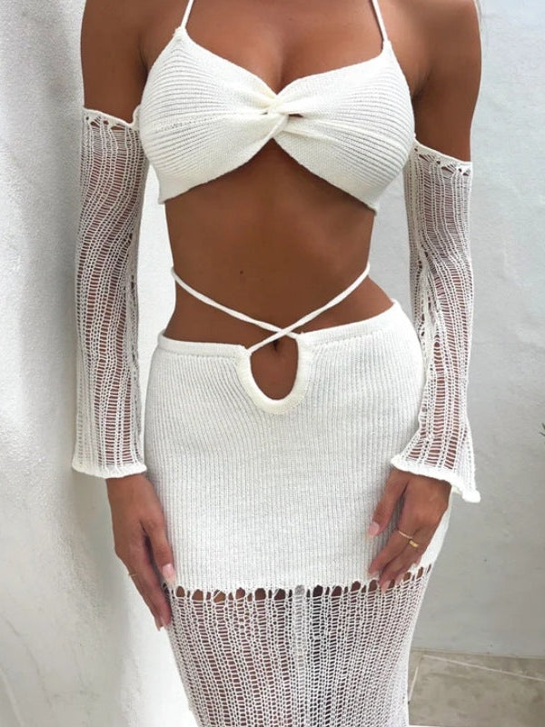Well Tailored Top with a Graceful Silhouette