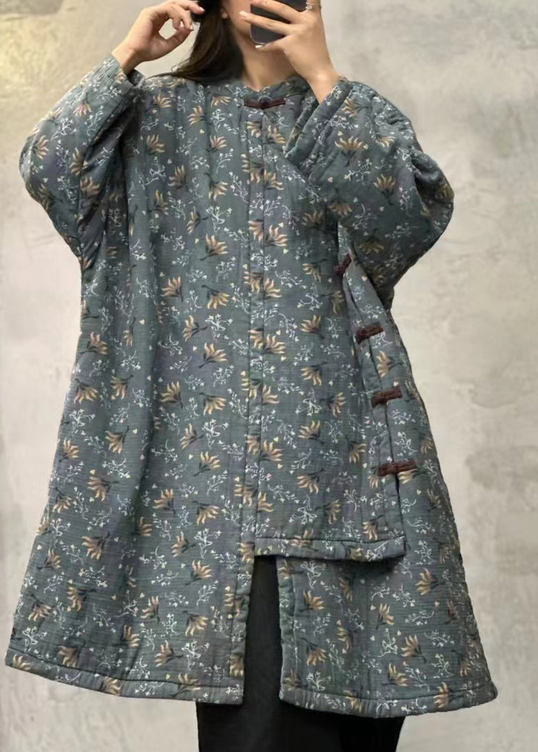 Gracefully Styled Coat for Any Occasion
