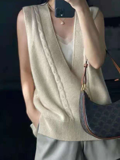 Classic Vintage Top with a Flattering Fit