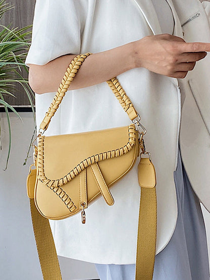 Well Tailored Bag with a Graceful Silhouette