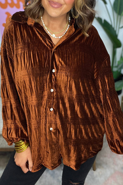 Effortlessly Elegant Top with a Timeless Design