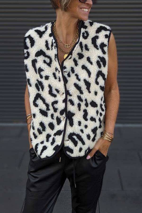 Vintage Inspired Jacket with a Contemporary Edge