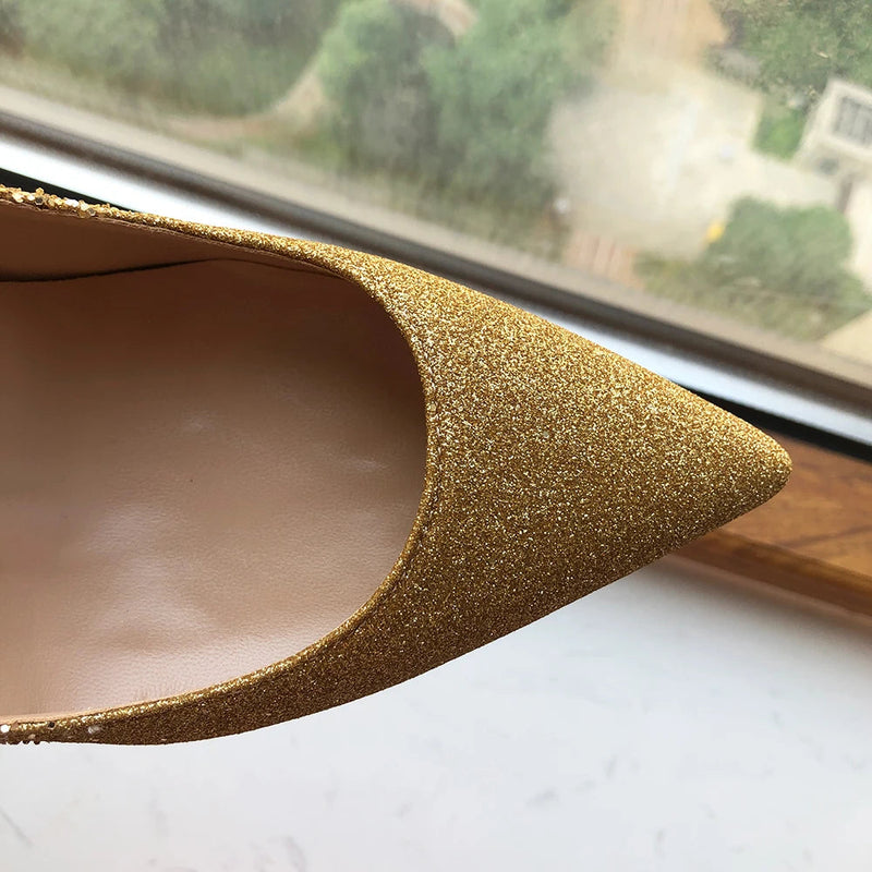 Classic Vintage Shoes with a Flattering Fit