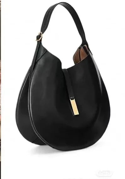 Beautifully Crafted Bag in a Classic Style