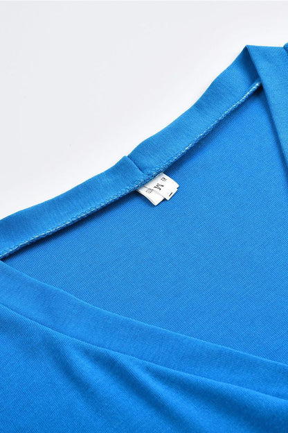 Effortlessly Elegant Cardigan with a Timeless Design