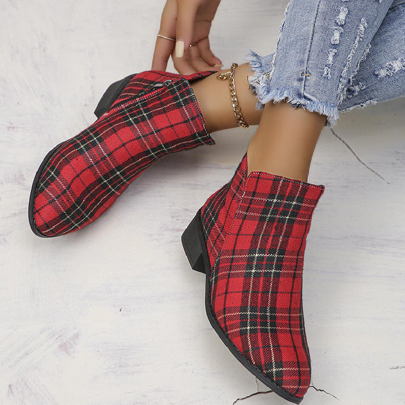 Classic Vintage Shoes with a Flattering Fit